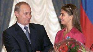 Journalist Who Reported on Putin’s Alleged Secret Relationship Found Dead After Suspected Mushroom Poisoning
